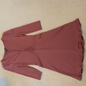 Express Mini Dress Women's Size XS V-neck Fit And Flare Ruffle Hem Rose Pink